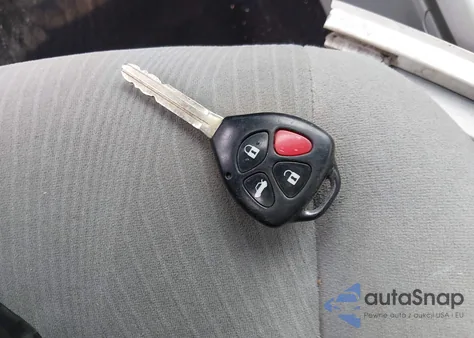 2013 Toyota Corolla Le z USA, uszkodzony, nr VIN 2T1BU4EE8DC065246